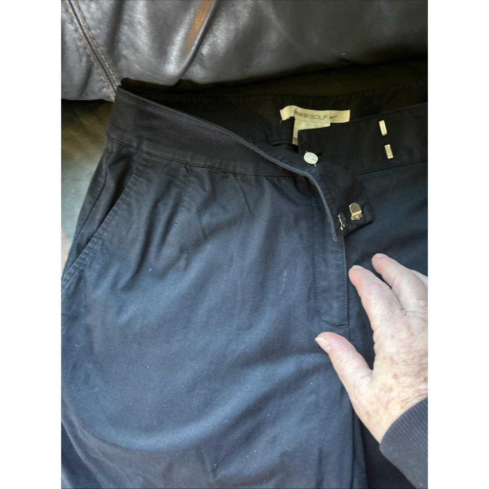 Women's Nike Golf Shorts Dri-Fit Size 12
